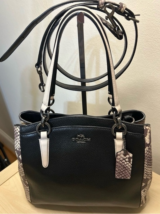 Coach Handbags - Coach Christie Carryall Satchel